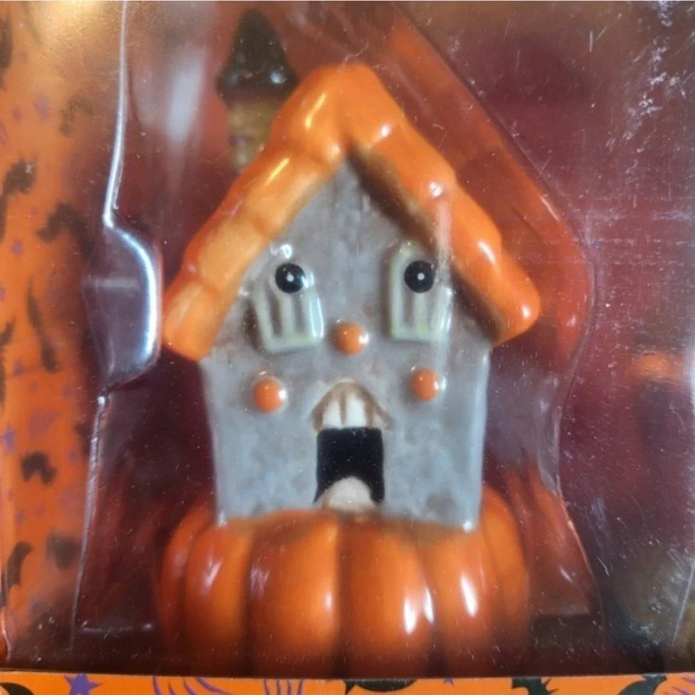 Johanna Parker Transpac Halloween Haunted House Salt Pepper Shakers Pumpkin New